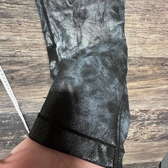 ZYIA Active Black Metallic Gray Leggings High Waist Womens size 14-16 - Picture 3 of 8